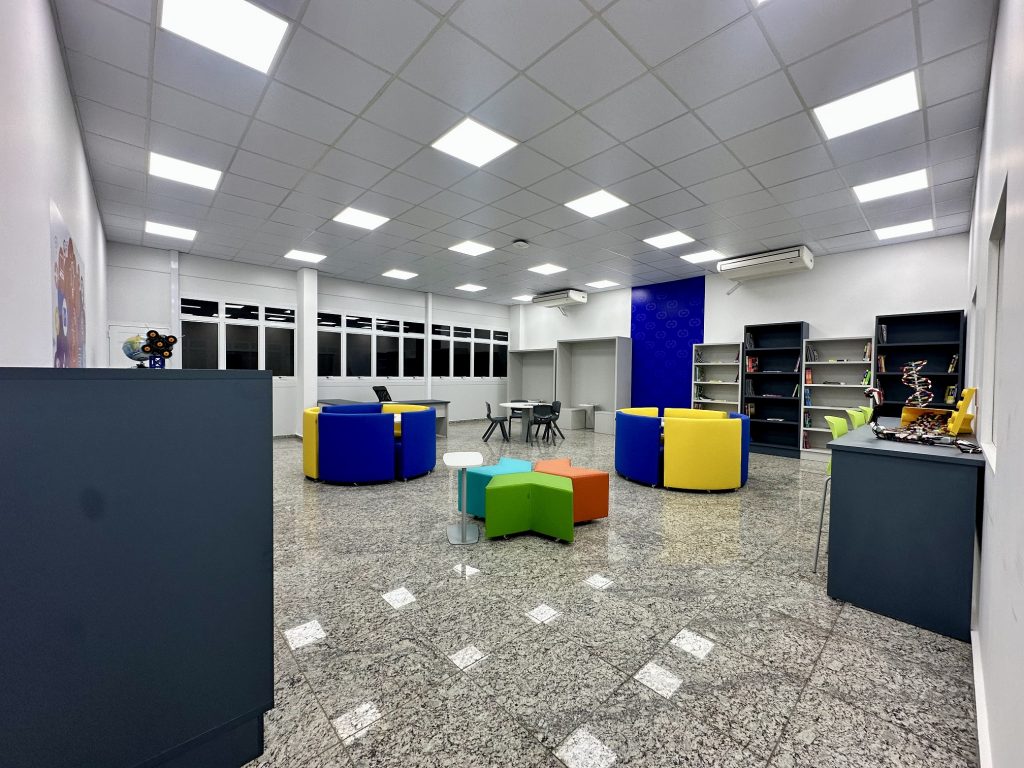 Colégio adota educação baseada em resoluções de problemas reais