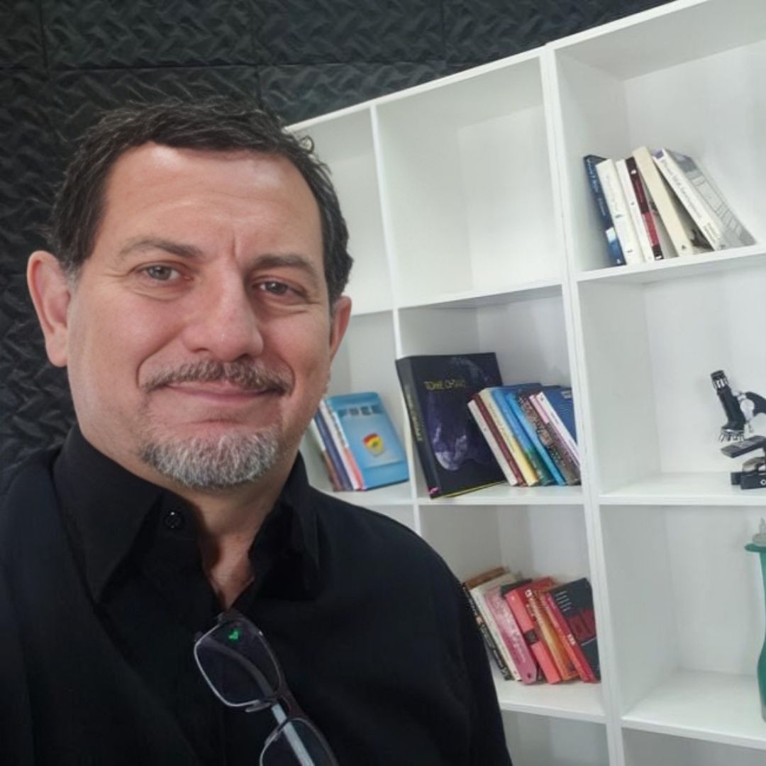 Wolney Candido de Melo, pedagogo com habilitação em Direção e Supervisão Escolar e desenvolve pesquisa de pós-doutorado analisando os resultados e a caracterização dos estudantes aprovados para ingresso na USP